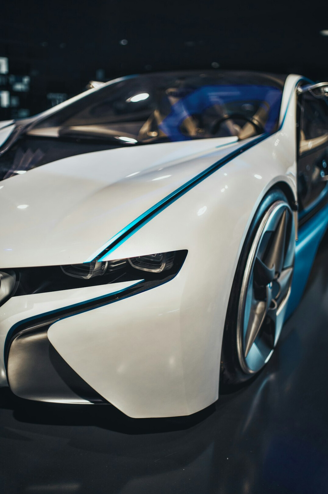 futuristic electric car design